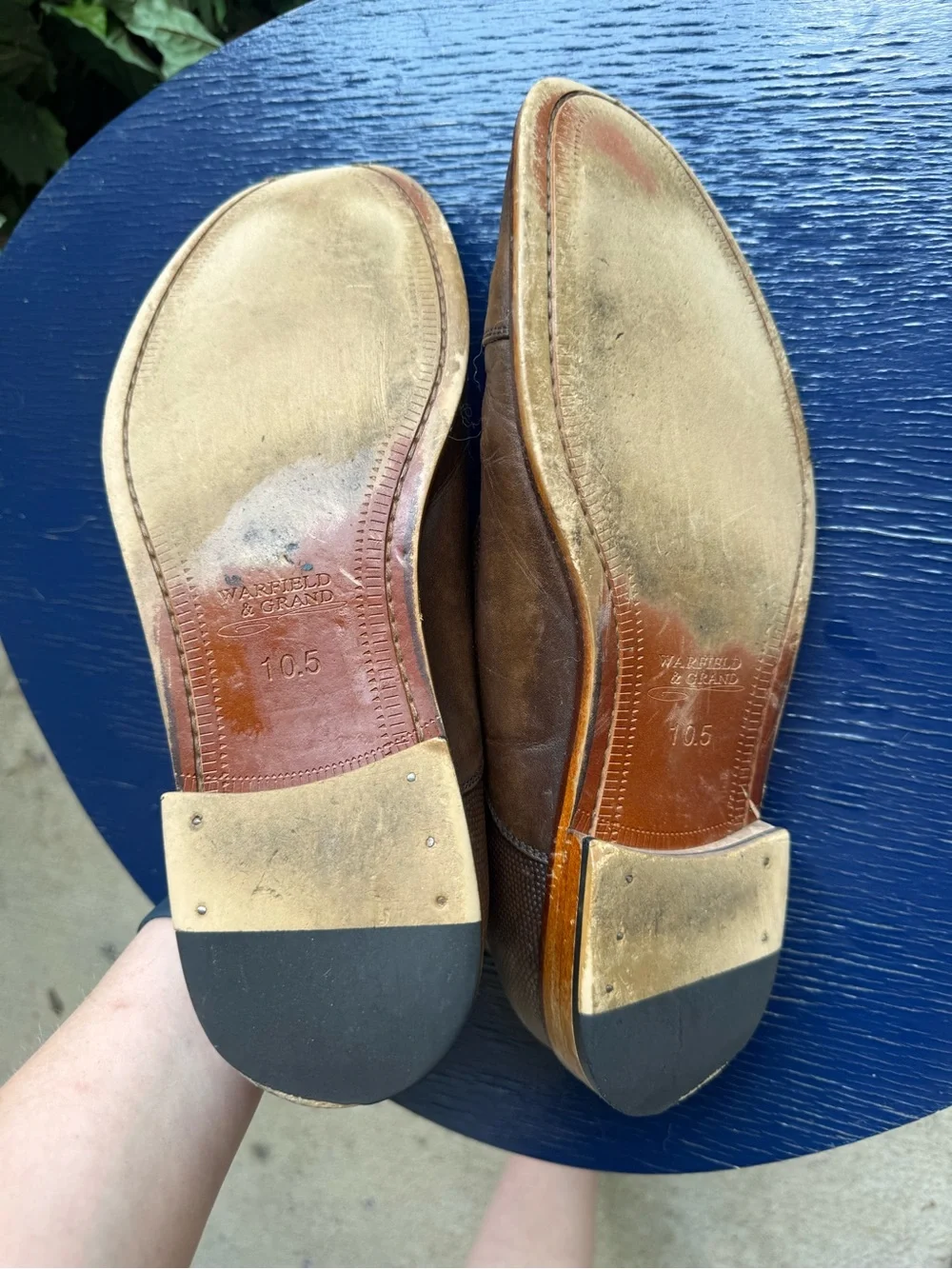 Warfield & Grand Brown Logan Leather Dress Oxfords Cap toe and textured design